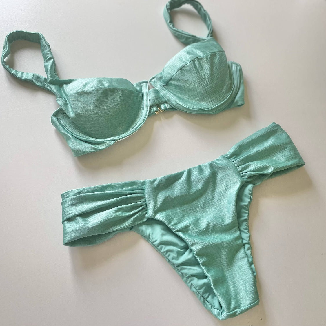 Top Aro com Full-Bottoms (Menta)