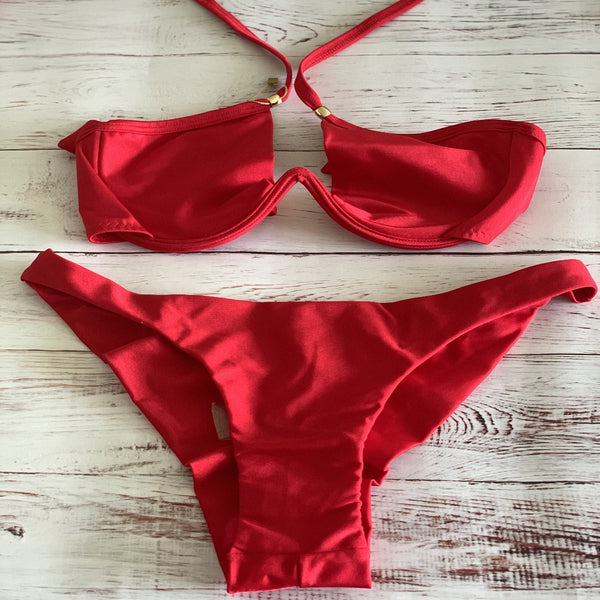 Top W with Full Bottoms (Cherry)